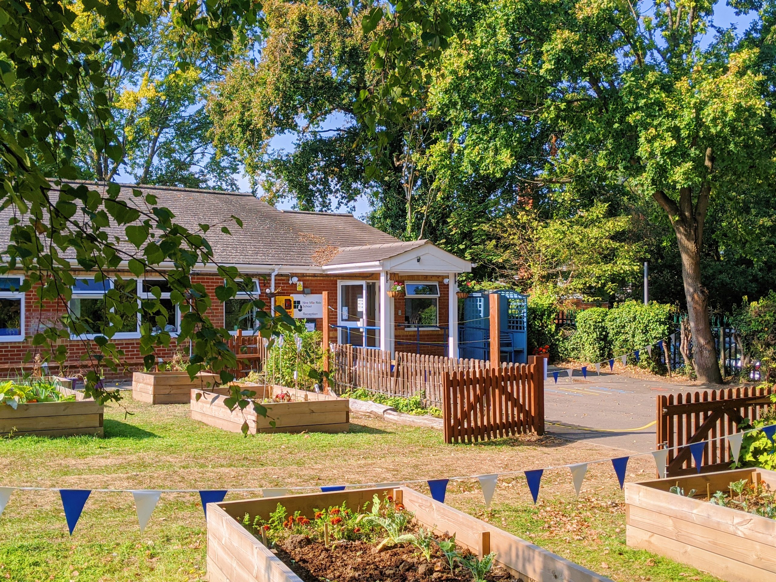 Nine Mile Ride Primary School, Finchampstead, Wokingham